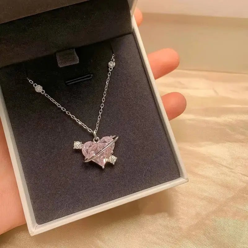 Aşk Gezegeni Kolye - Zarif Hediye