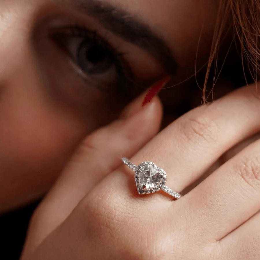 Beyaz Taşlı Pandora Yüzük - Zarif Hediye