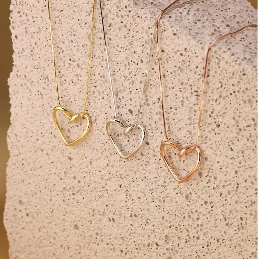 Düğüm Kalp Kolye - Zarif Hediye