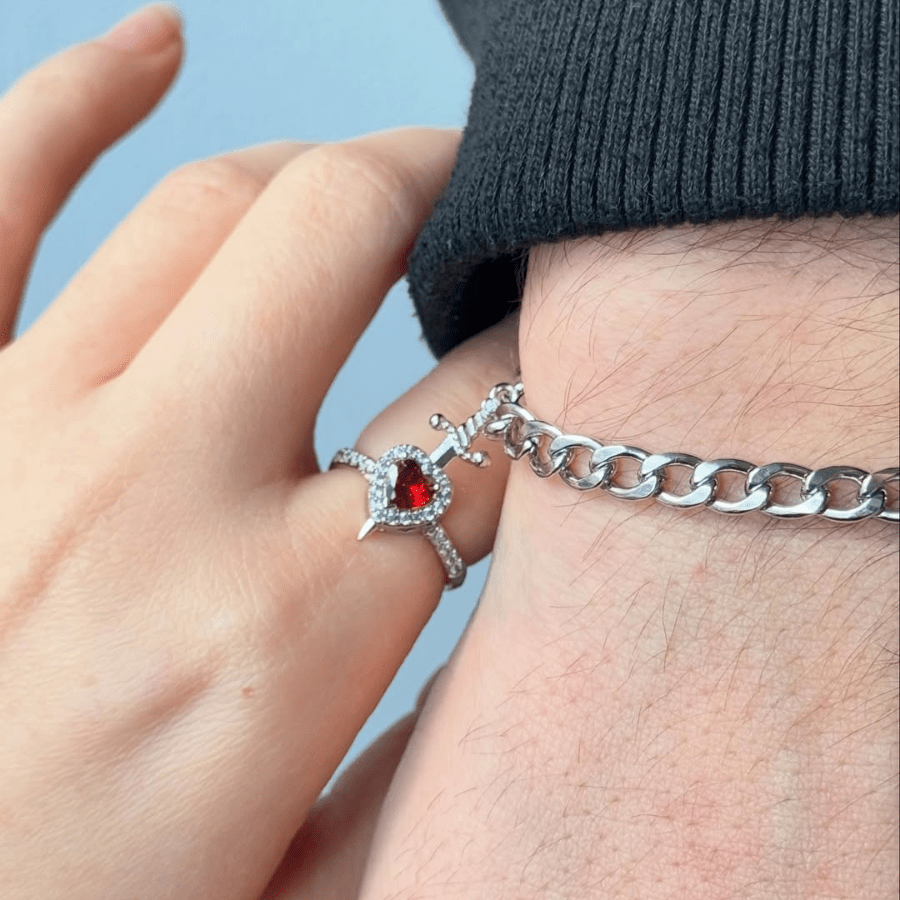 Kalp Kılıç Çift Bileklik - Zarif Hediye