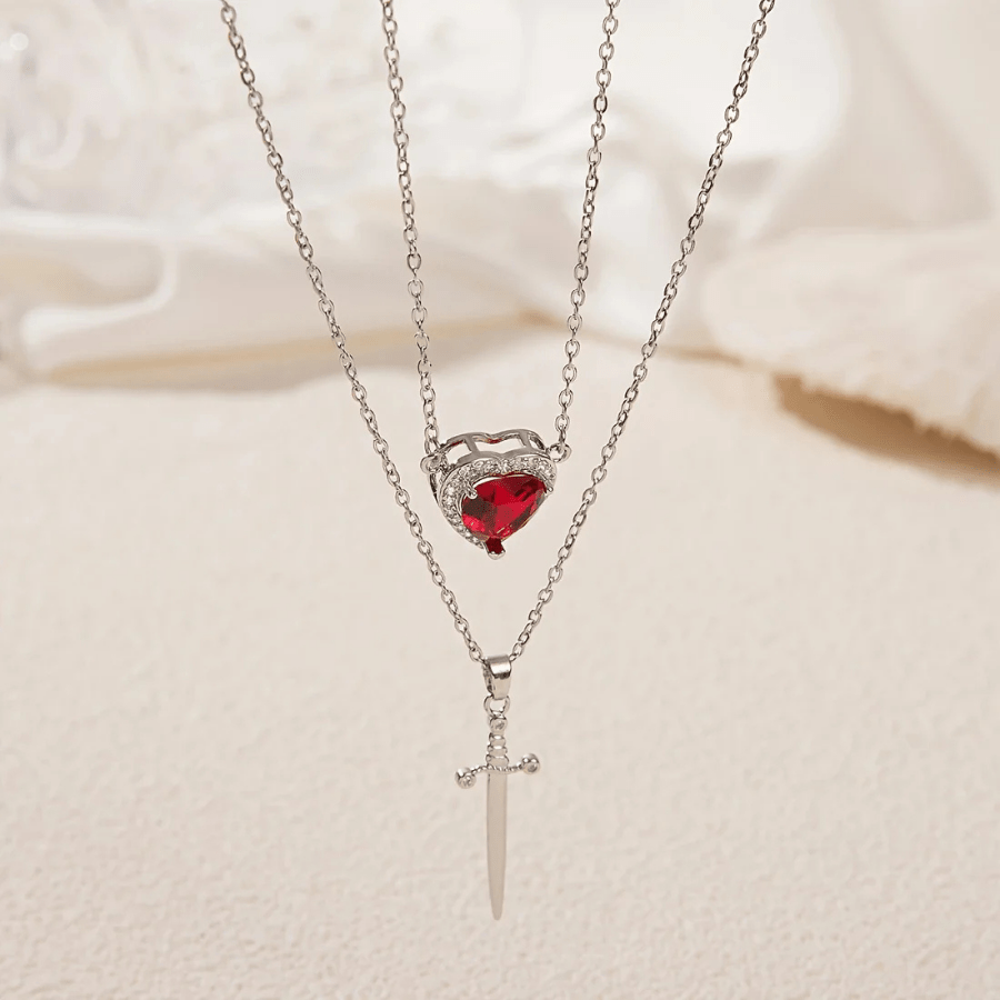 Kalp Kılıç Çift Kolye - Zarif Hediye