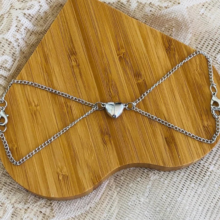 Mıknatıslı Kalp Çift Bileklik - Zarif Hediye