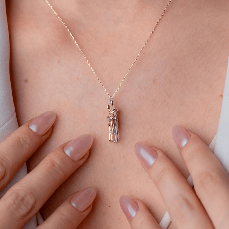 Sarılan Çift Kolye - Zarif Hediye