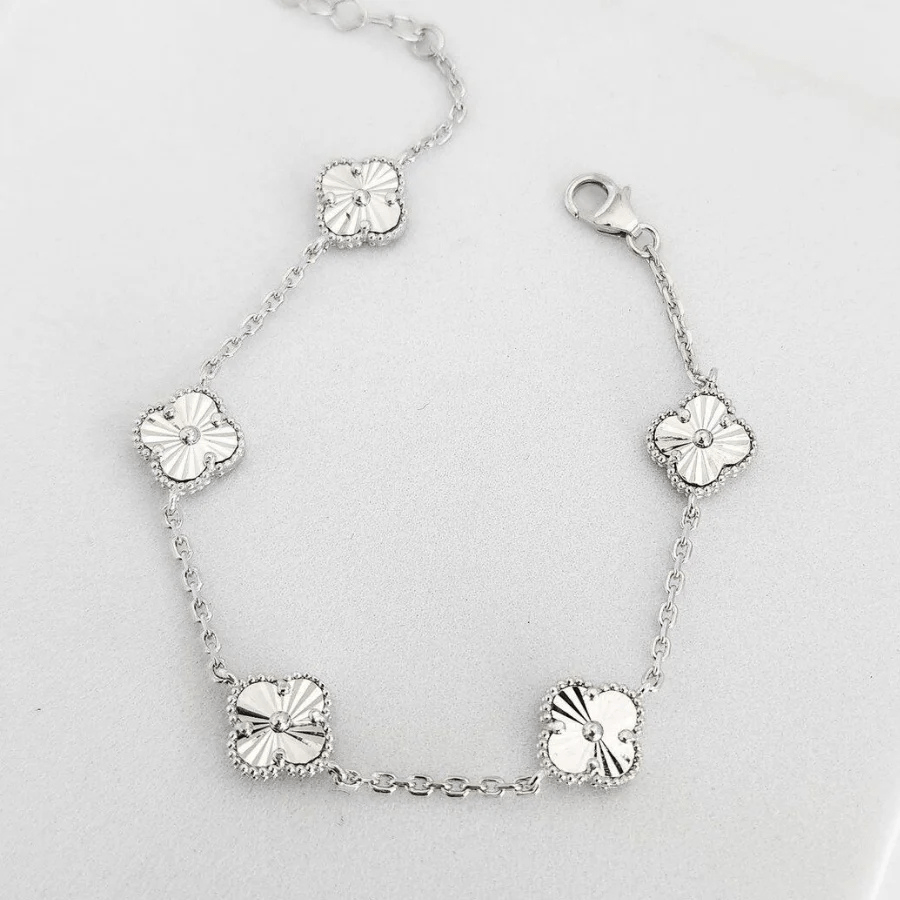 Yonca Model Bileklik - Zarif Hediye