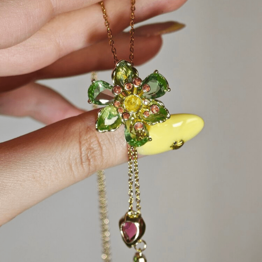 Swaroski İdyllia Kolye - Zarif Hediye